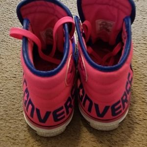 Ladies Converse Gymshoe size 8
